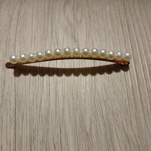 Elegant Pearl Hair Clip